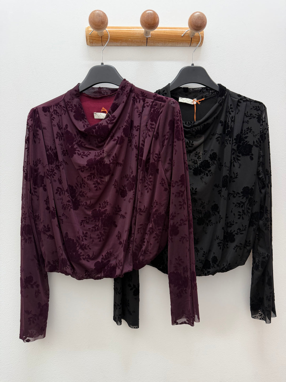 Blusa dibujo terciopelo