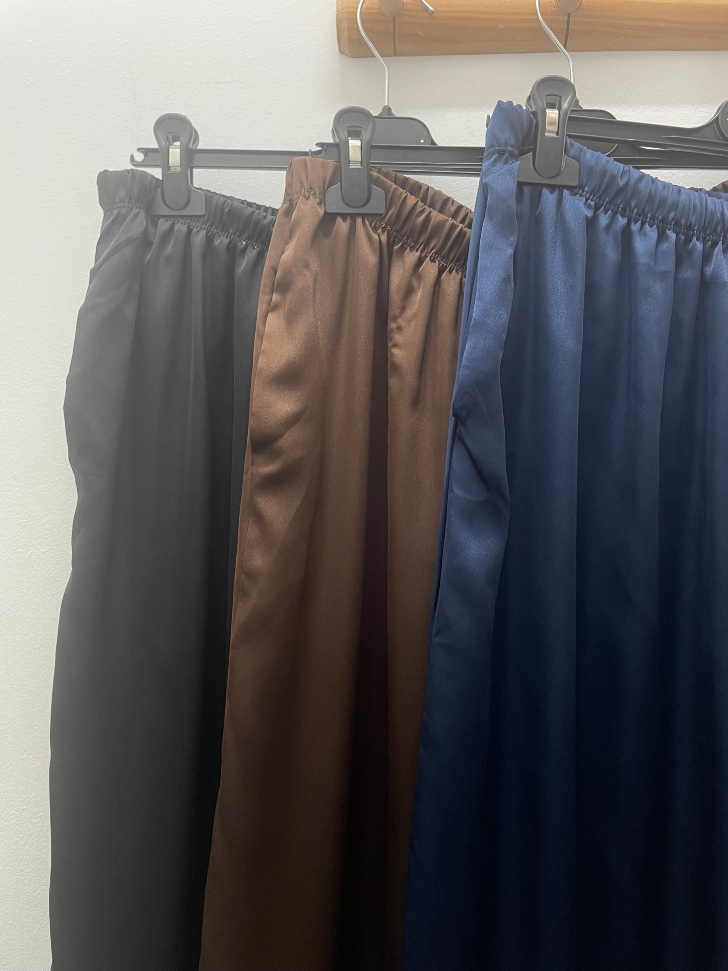 Pantalón saten