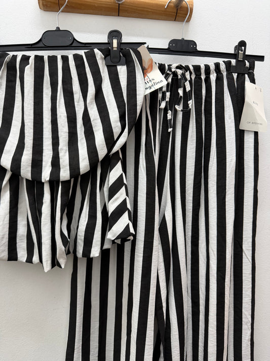Conjunto raya blanco/negro
