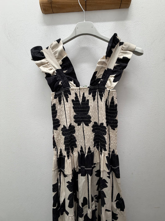 Vestido flores negras