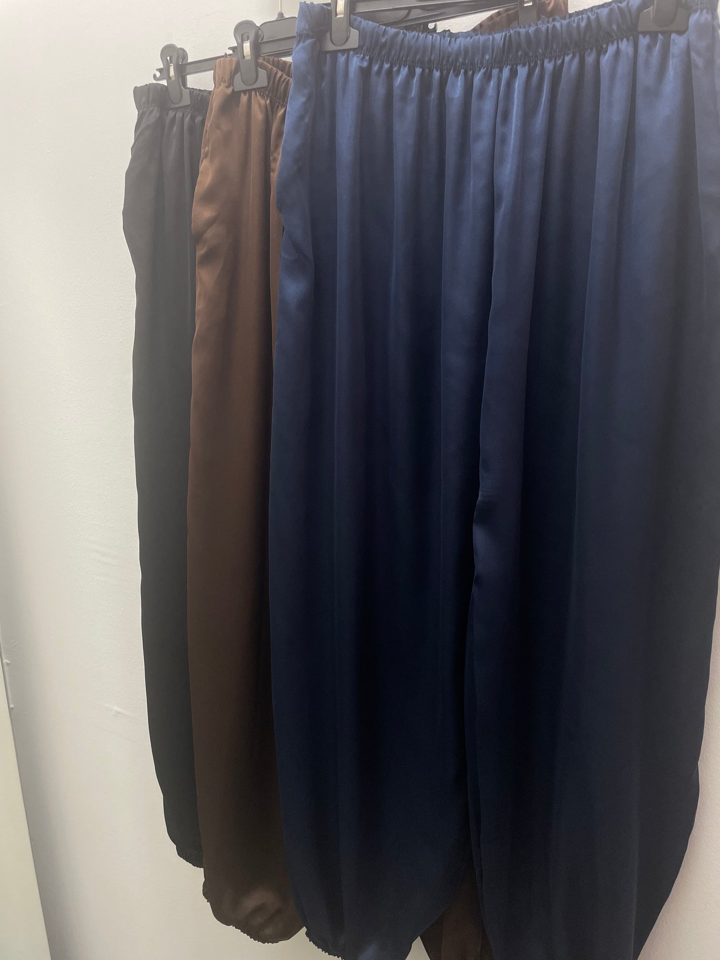 Pantalón saten