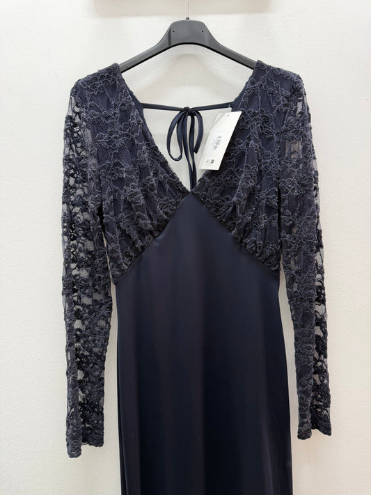 Vestido azul relieve