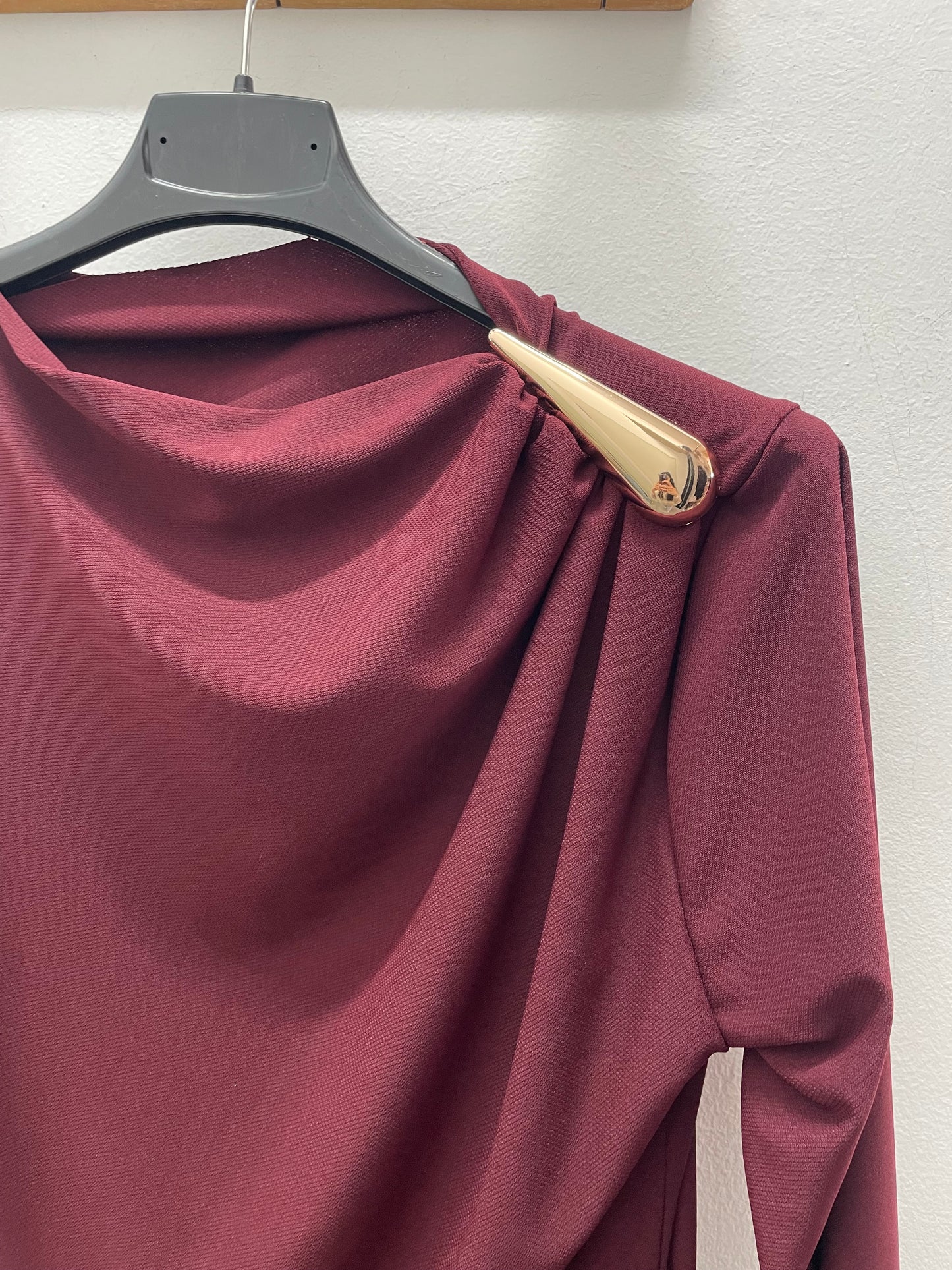 Vestido lágrima corto