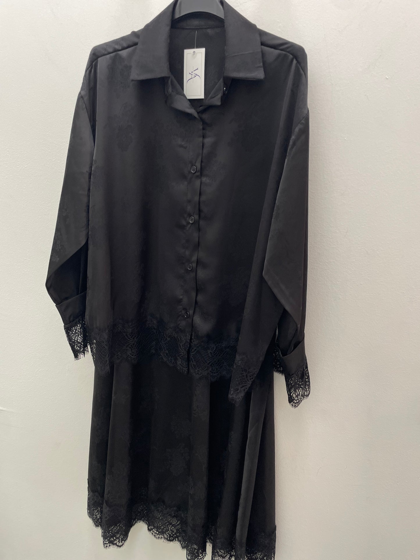 Conjunto raso encaje