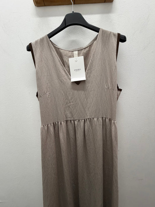 Vestido beige filo