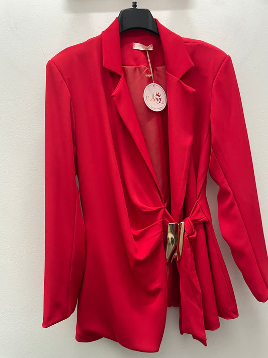 Blazer roja broche
