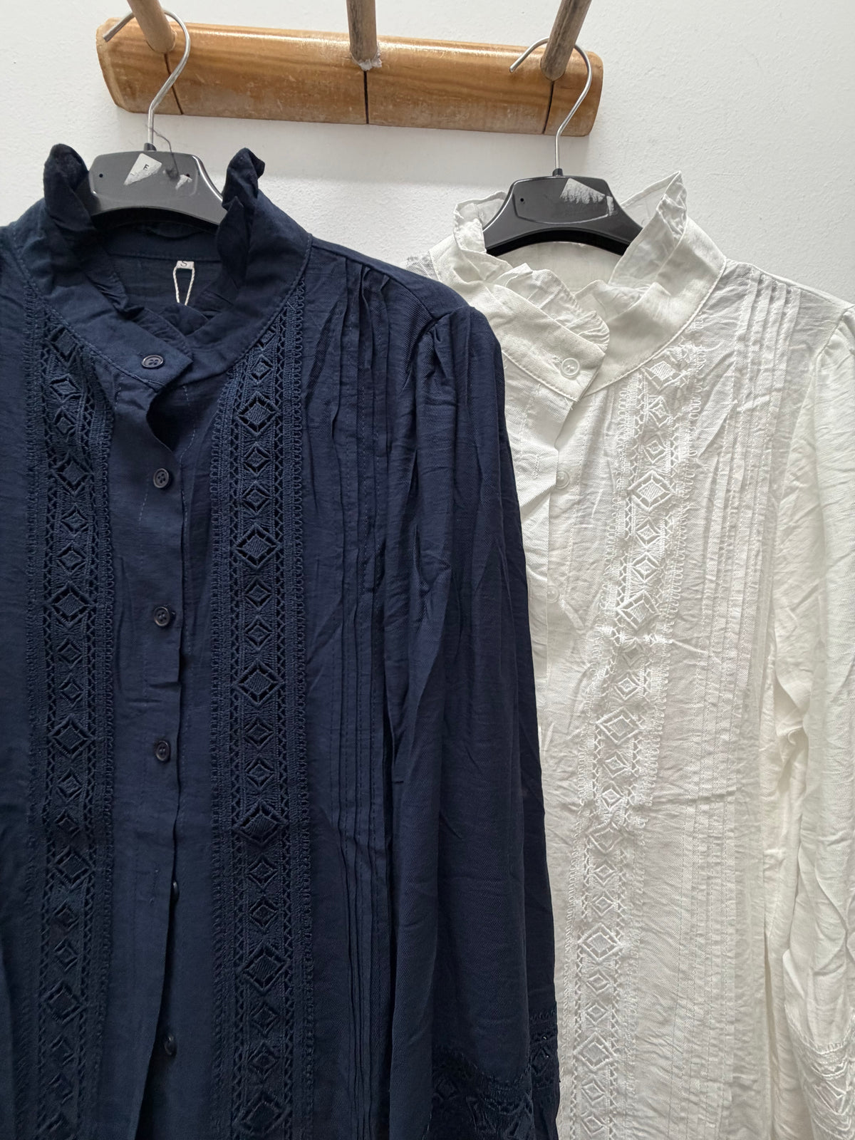 Blusa puño calado