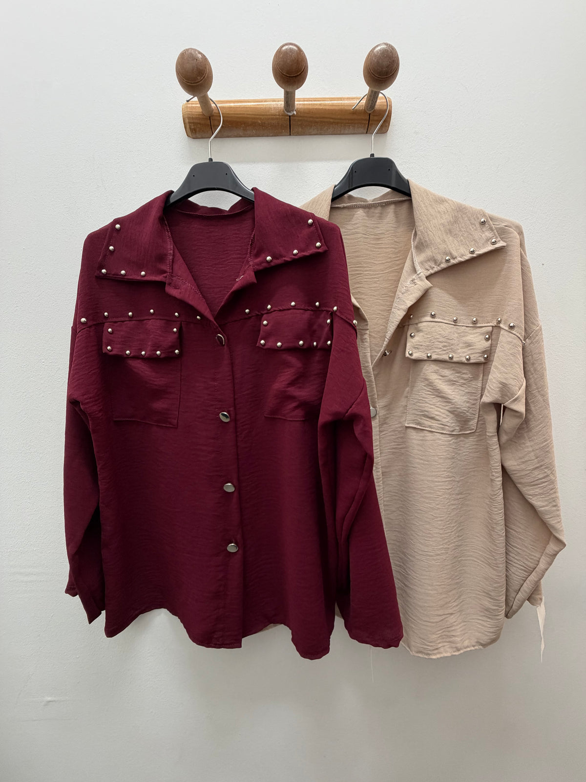Blusa tachuela