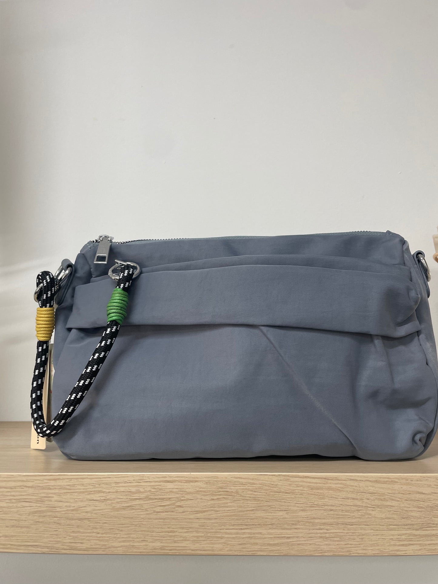 Bolso nylon celeste