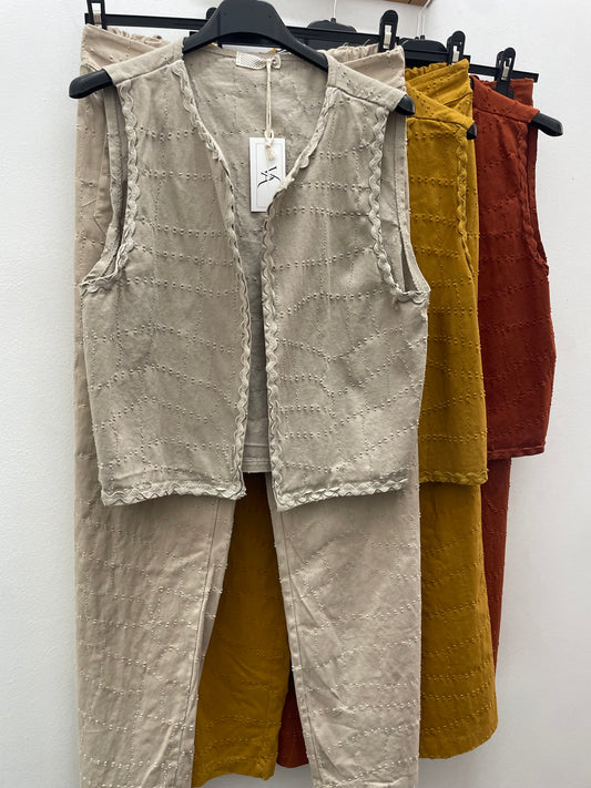 Conjunto chaleco