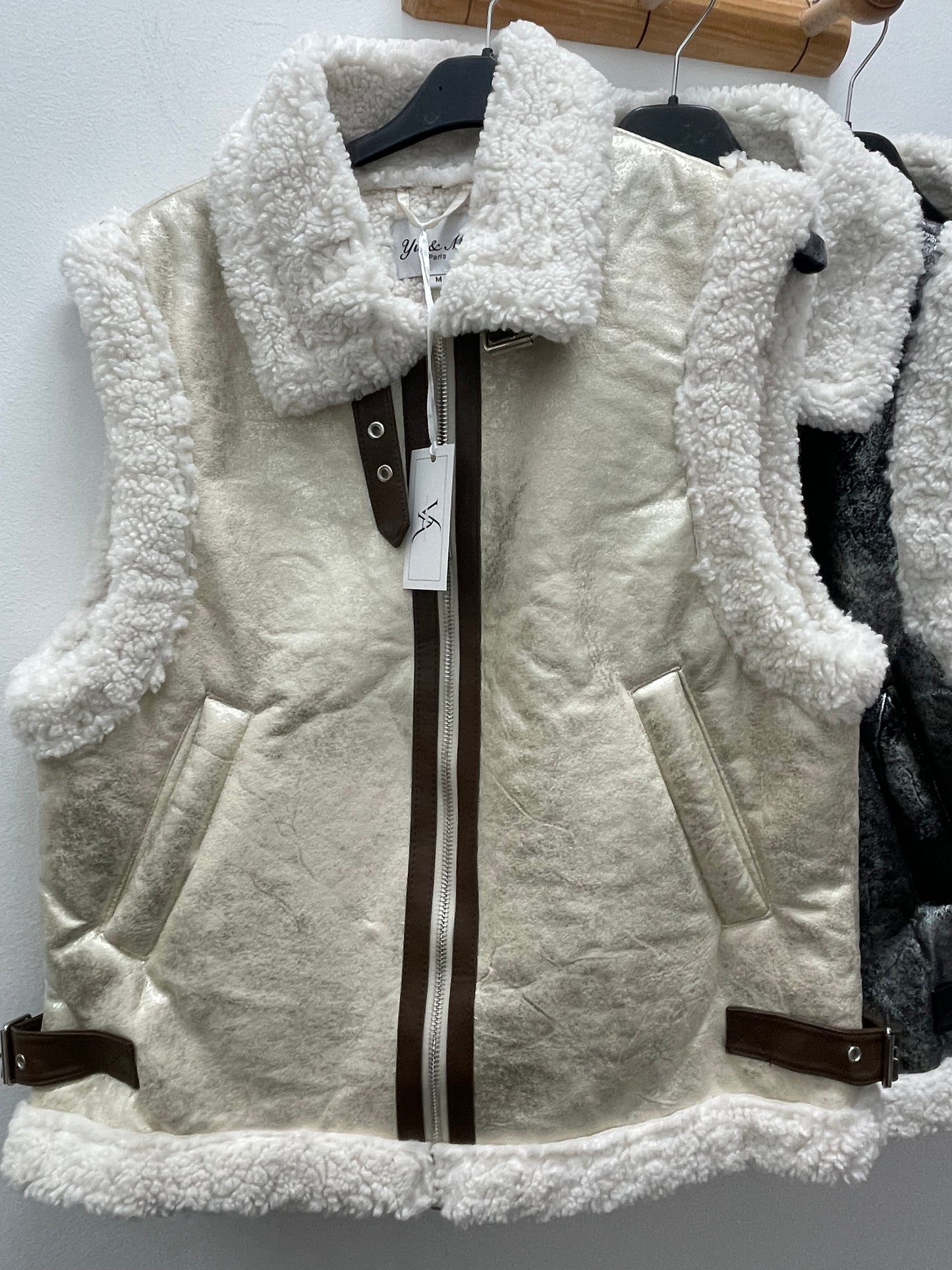 Chaqueta borrego sin mangas