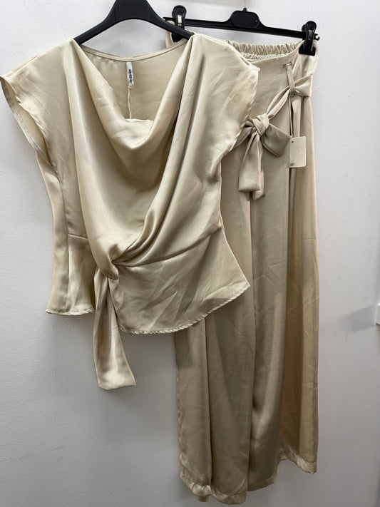 Conjunto champán