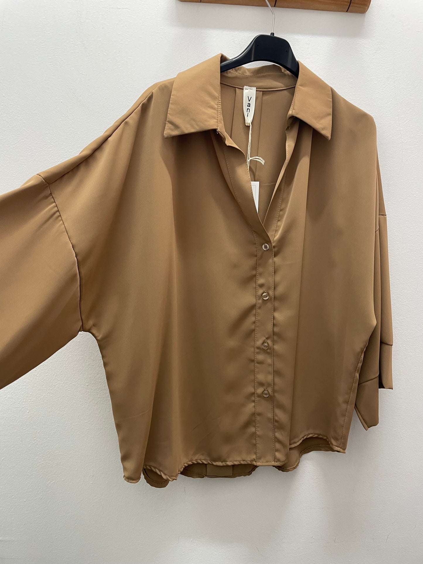 Blusa camel