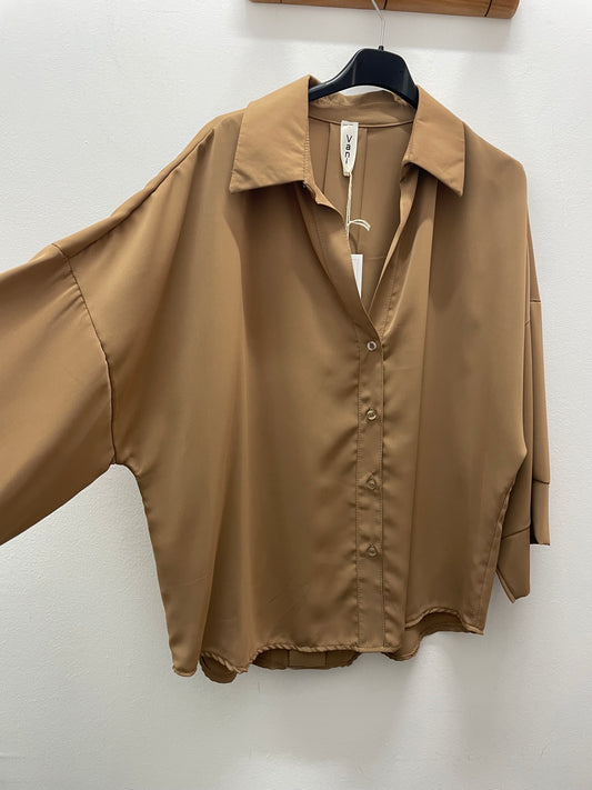 Blusa camel