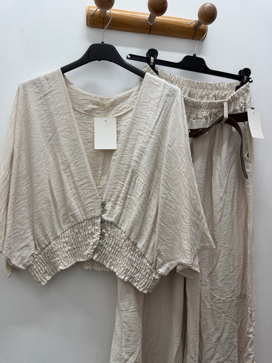 Conjunto beige