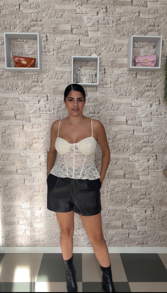 Pantalón corto polipiel