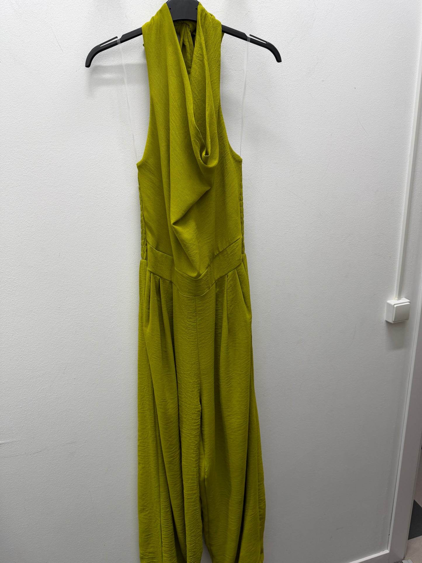 Mono verde pistacho