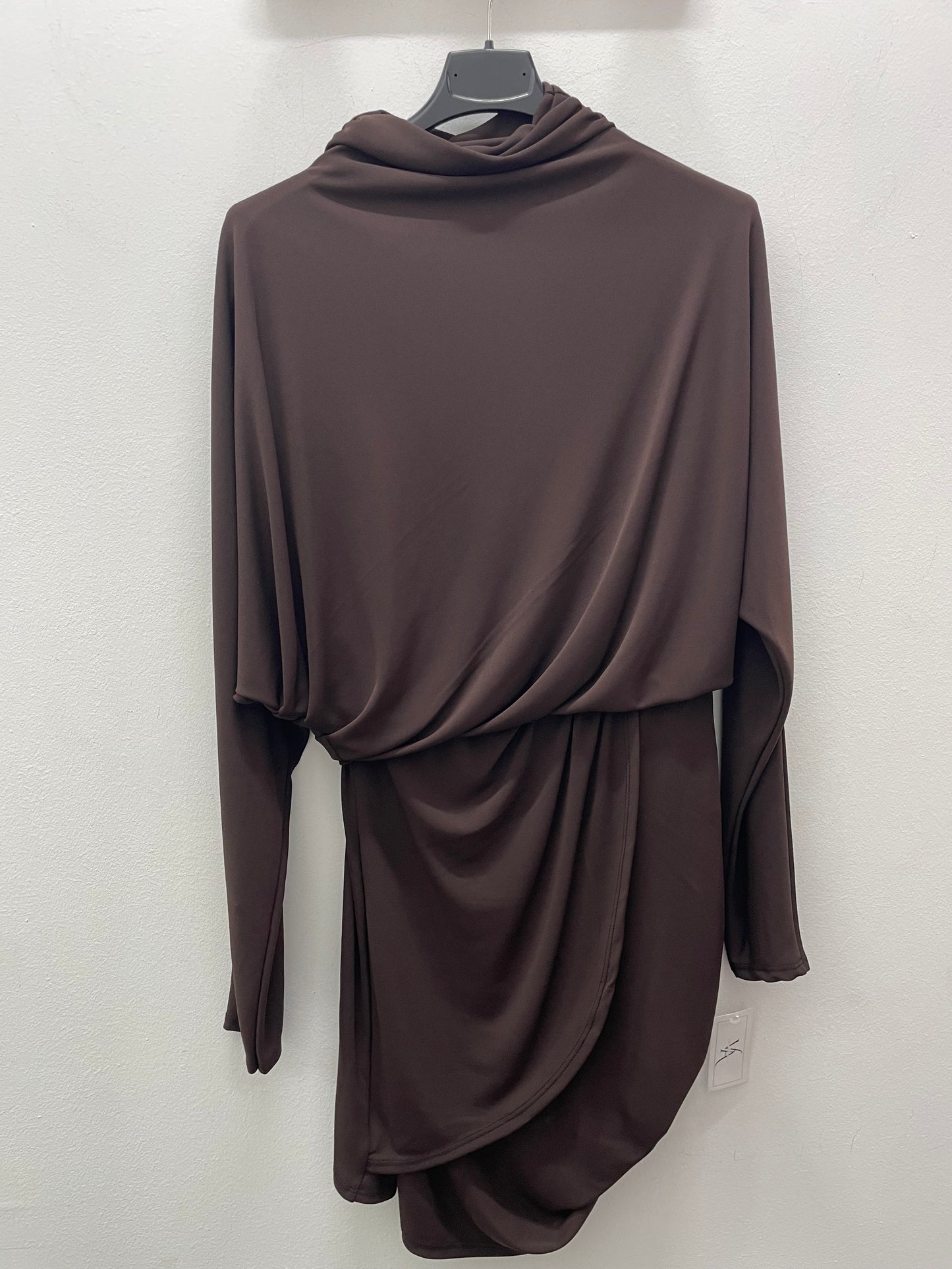 Vestido marrón corto