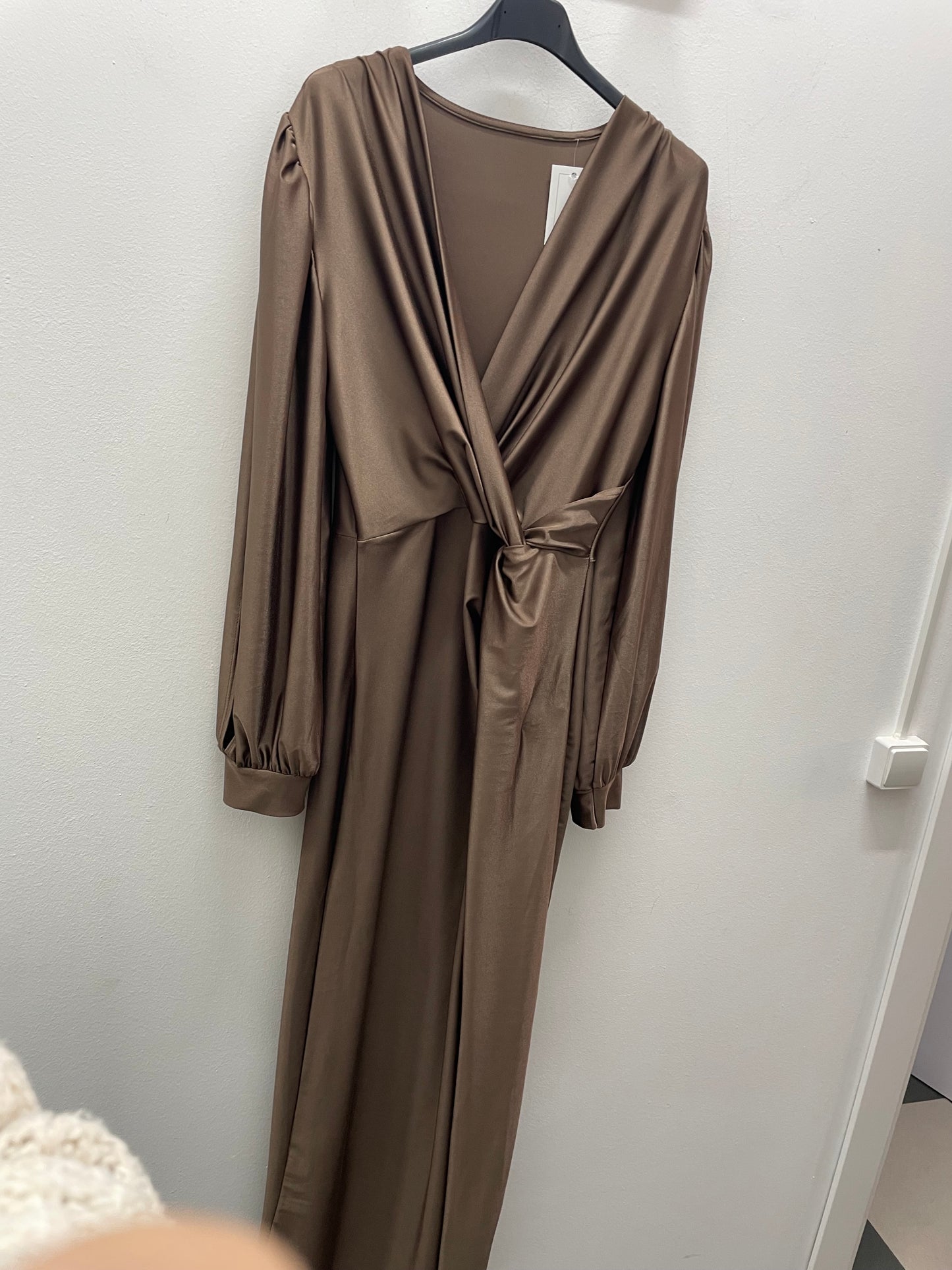 Vestido taupe