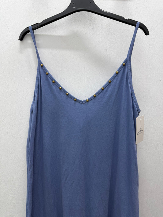 Vestido tachuela tiranta fina
