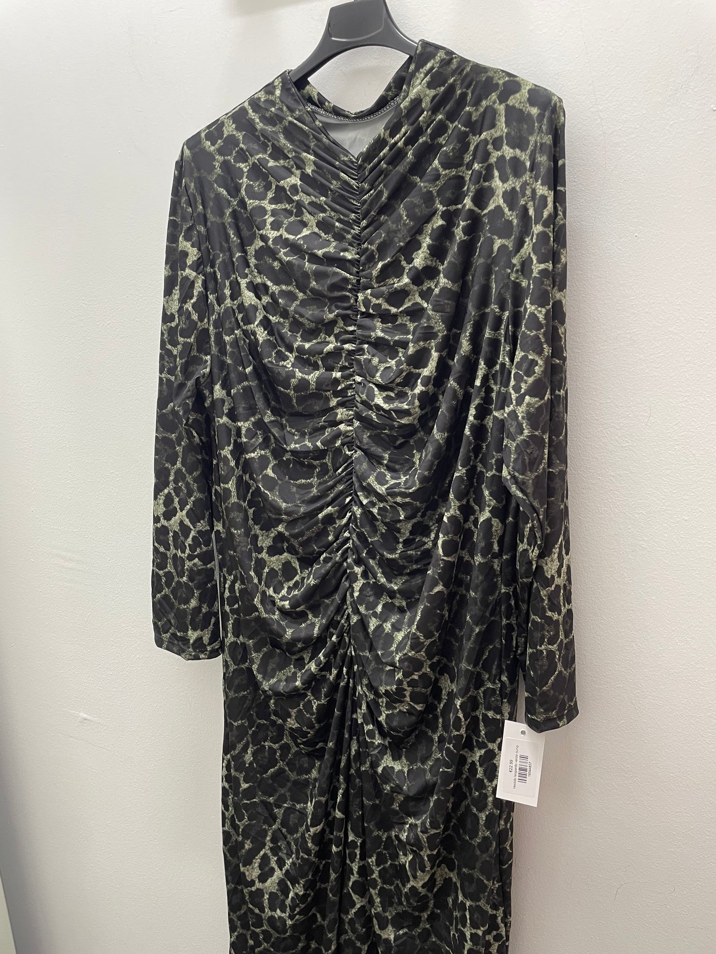 Vestido leopardo verde curvy