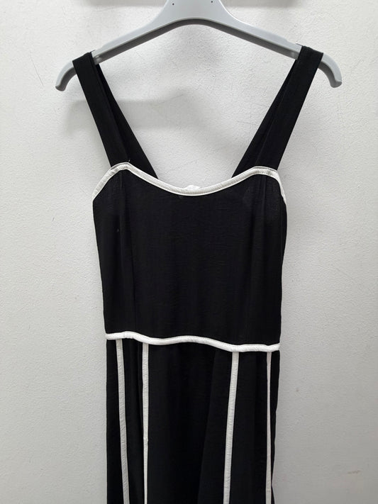 Vestido liso negro