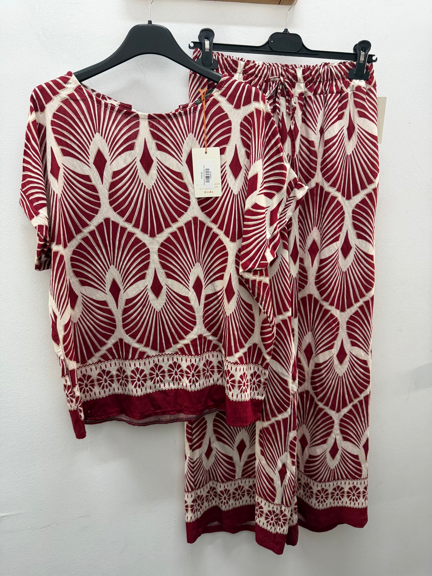 Conjunto estampado rojo