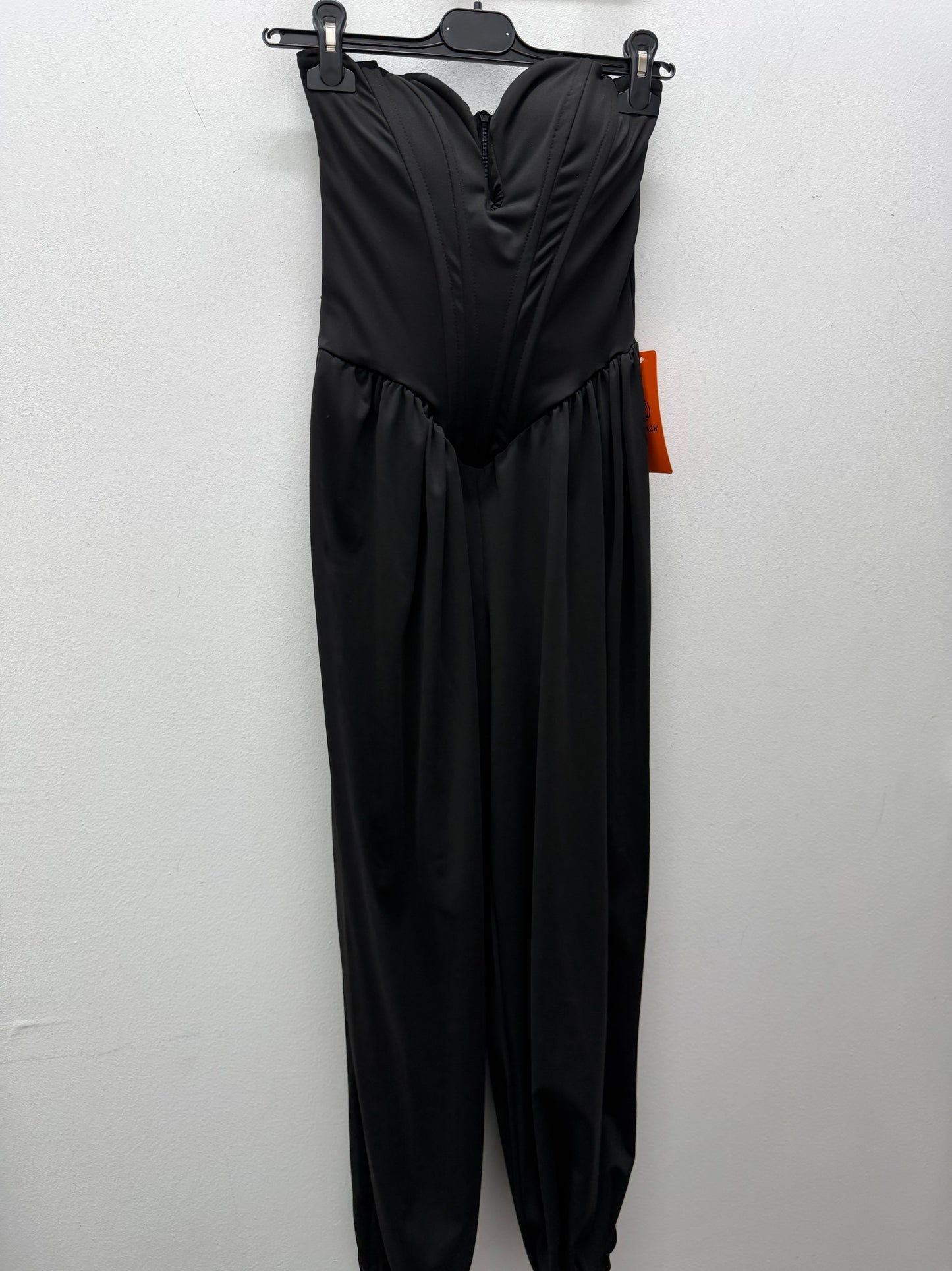 Mono negro corsé