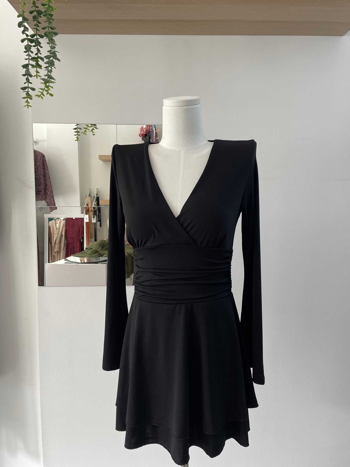 Vestido cuello v
