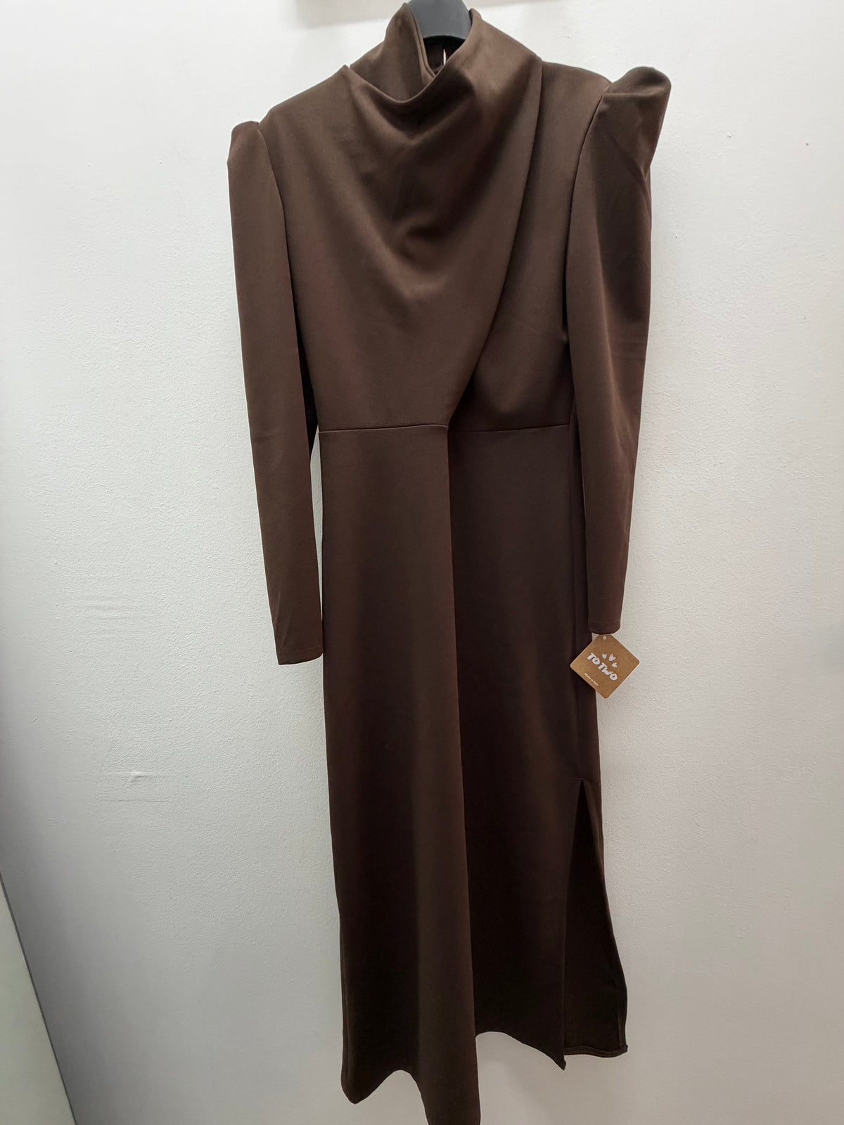 Vestido chocolate liso