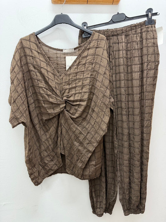Conjunto cuadros chocolate