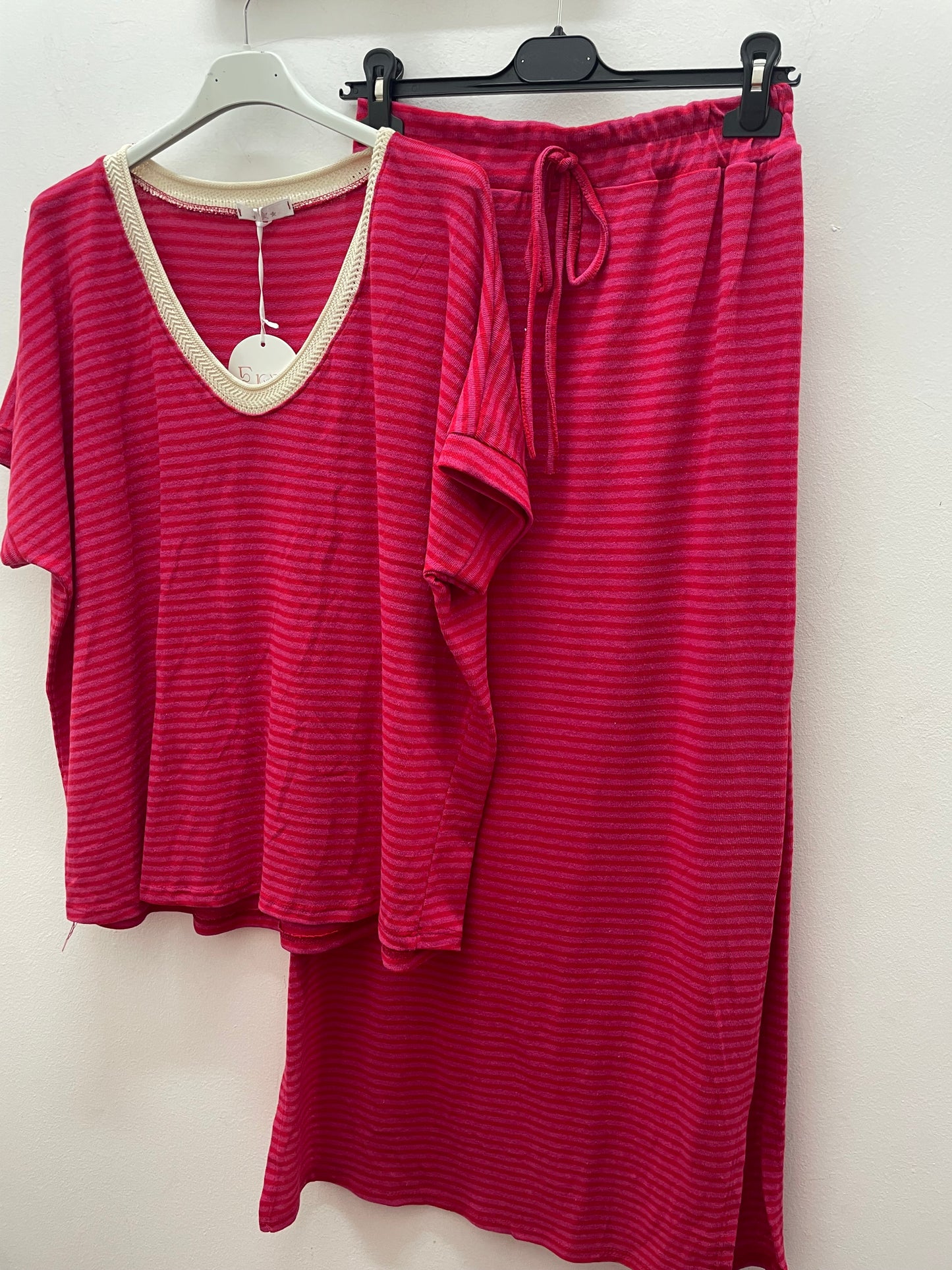Conjunto rayas rosa