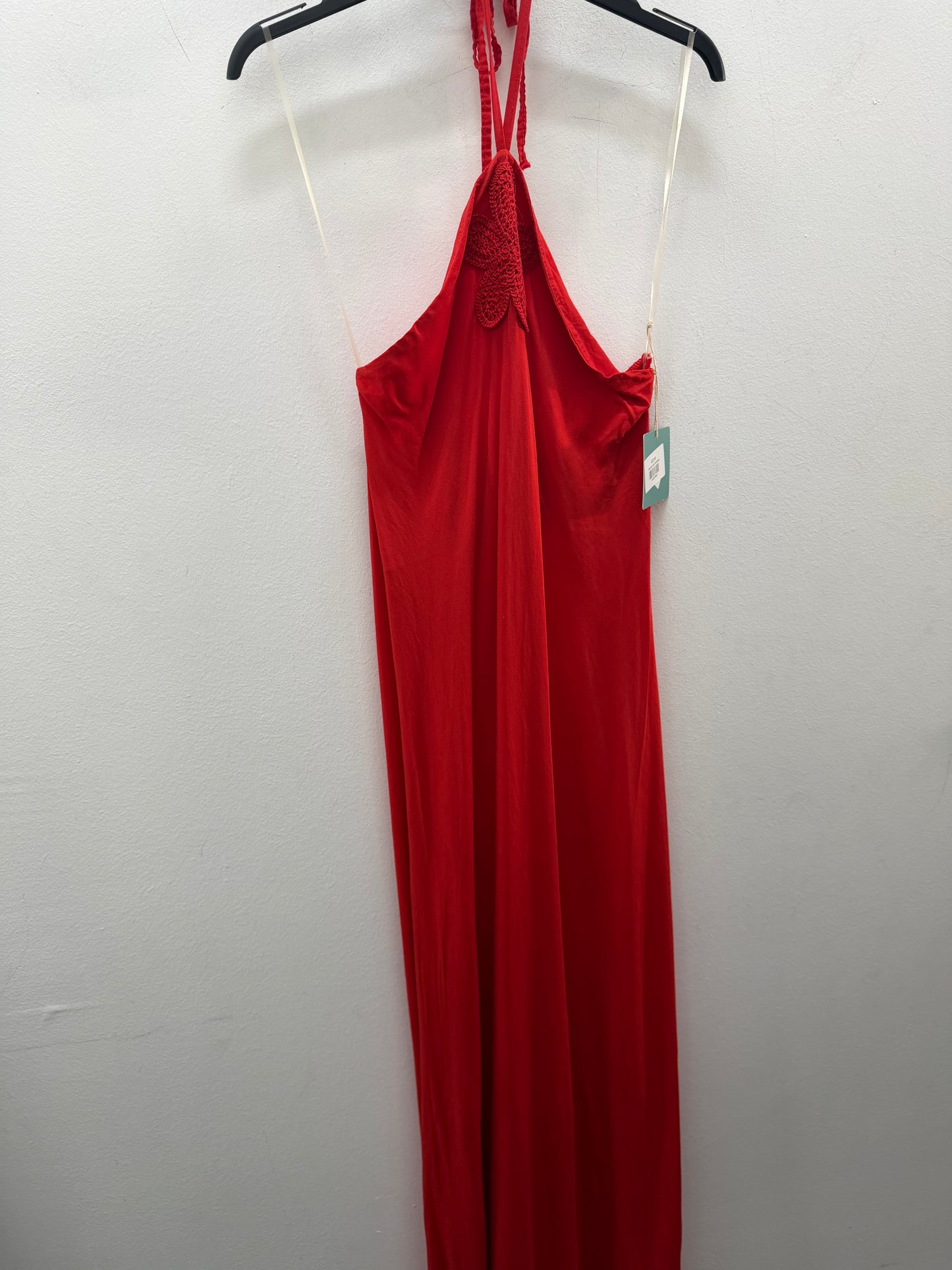 Vestido rojo bordado
