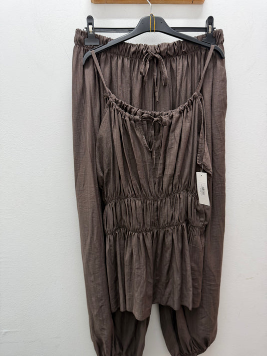 Conjunto chocolate curvy